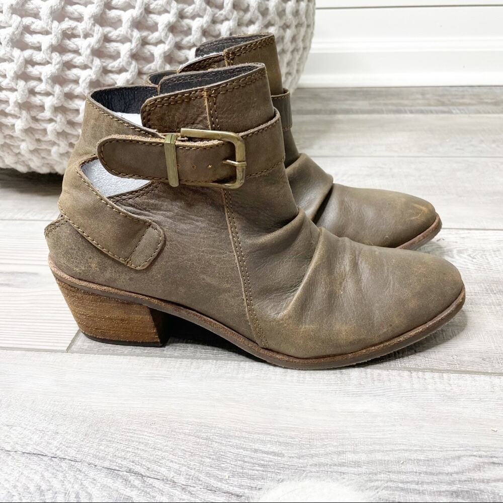 Matisse Odell Cutout Buckle Ruched Leather Booties Brown Size 8M